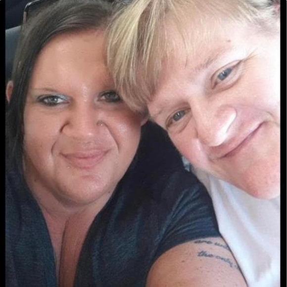 Meet your Posher, Heather - Picture 1 of 1